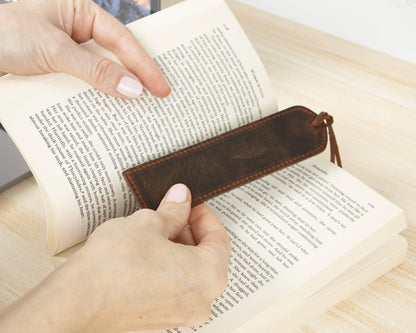 Leather Bookmark – Full-grain leather – view 3