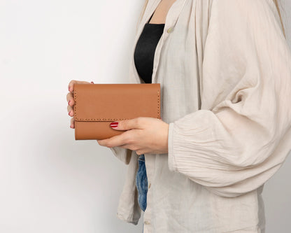 Women's Leather Wallet – Full-grain leather – view 9