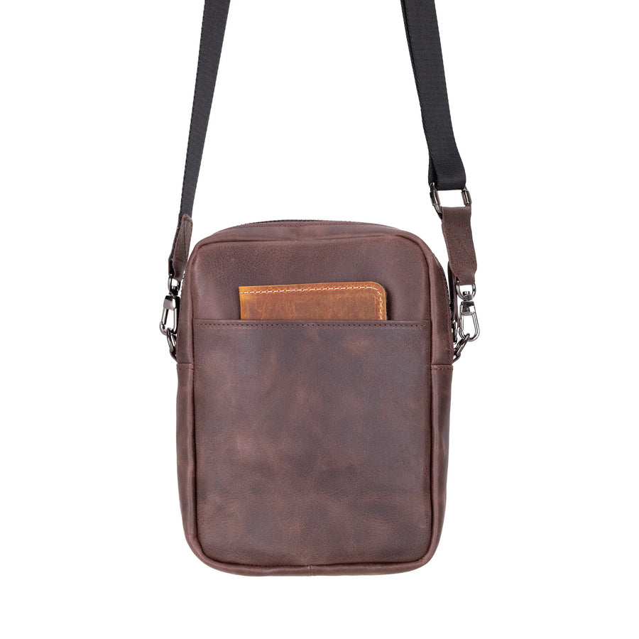 Leather Crossbody Phone Bag in Dark Brown