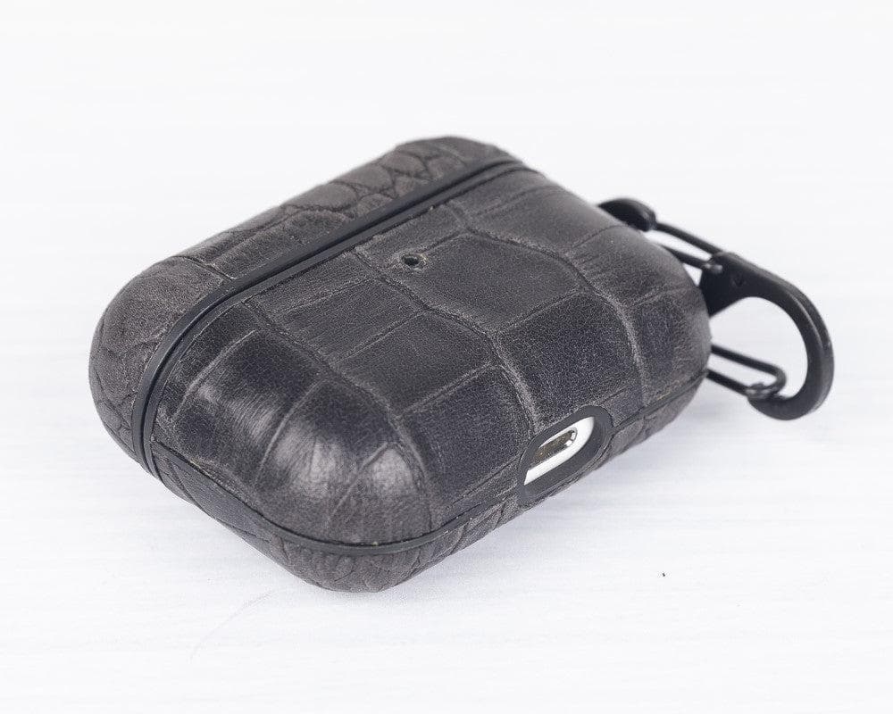 Leather AirPods 1/2 Case – Full-grain leather – view 6