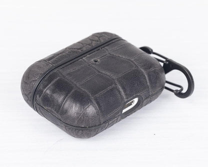 Leather AirPods 1/2 Case – Full-grain leather – view 6